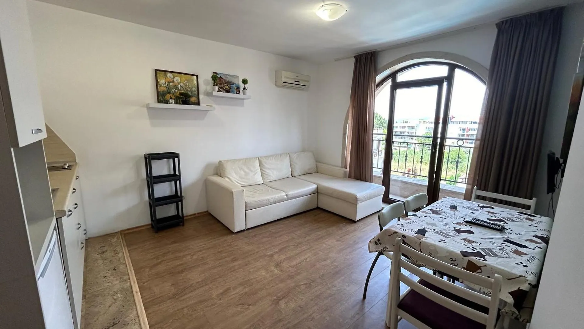 Apartments Amara ساني بيتش شقة فندقية